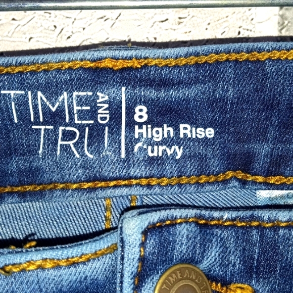Time and Tru Women's Skinny Jeans in Blue - Picture 4 of 7